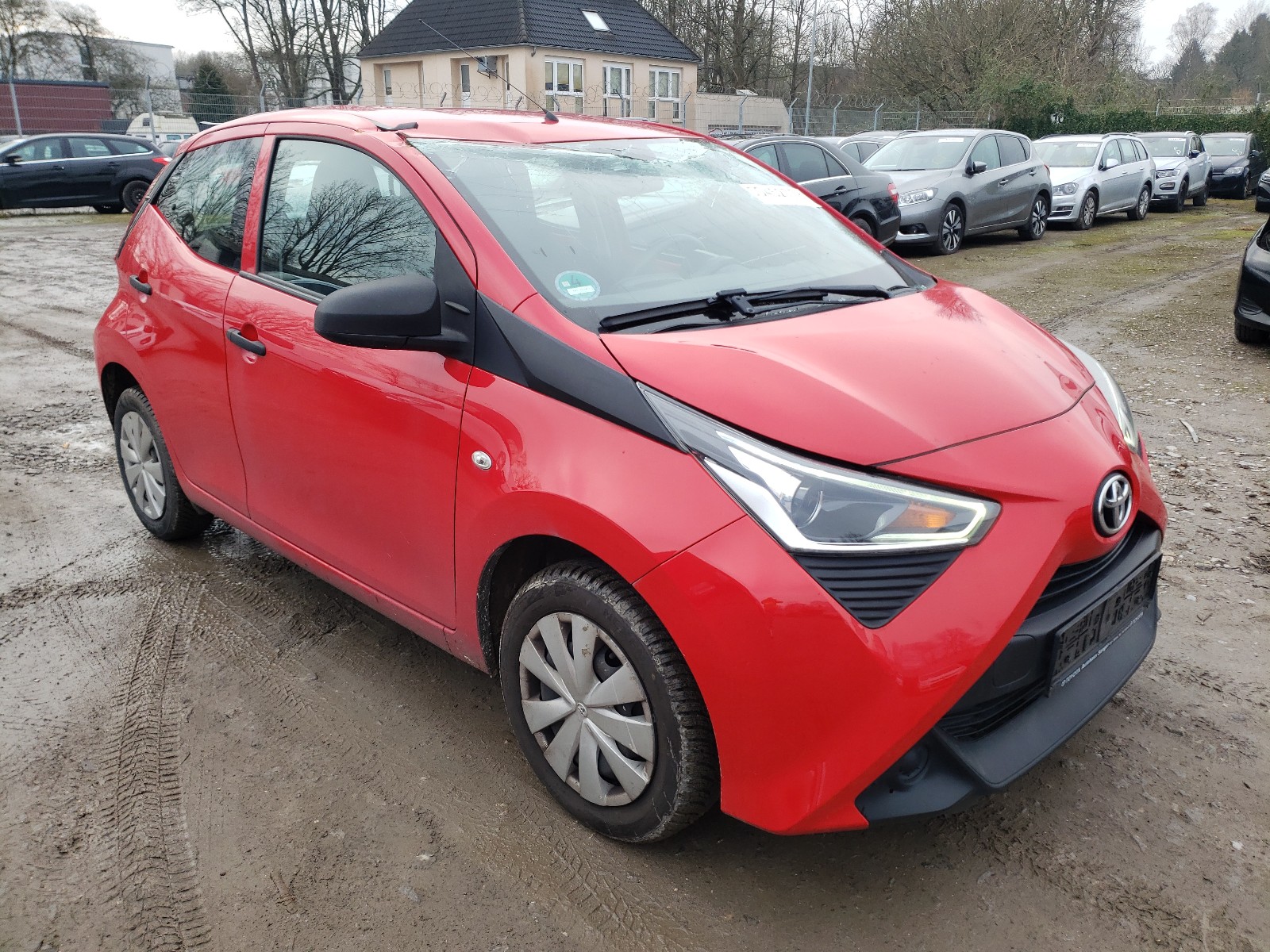 Toyota AYGO 2019. Lot# 50452778. VIN JTDKGNEC90N422792. Photo 1